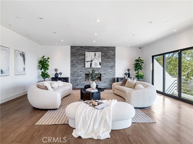 Photo - 2287 Sunset Plaza Dr