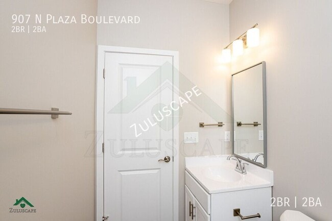 Photo - 907 North Plaza Drive