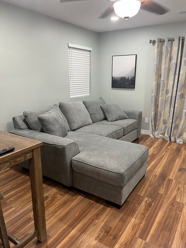 Photo - 24940 Butterchurn Rd Unit B