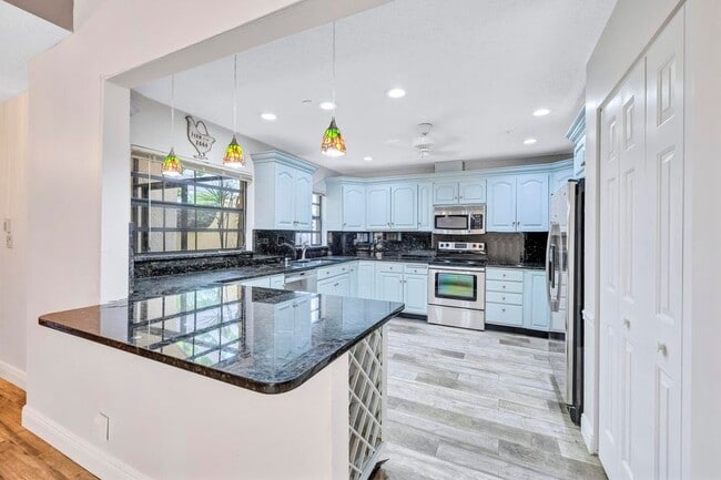 Photo - 2075 NW 15th Pl