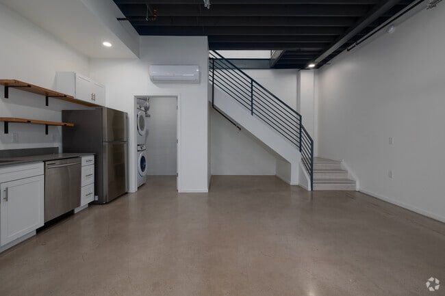 1BR, 1BA - 922SF - Living Room - The Flash Tucson Residential