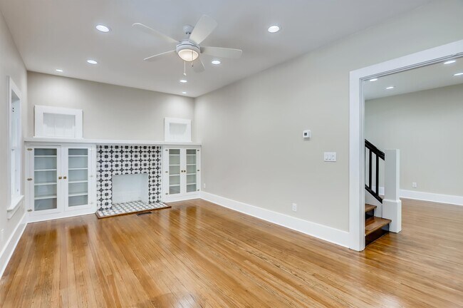 Photo - 1116 Main St