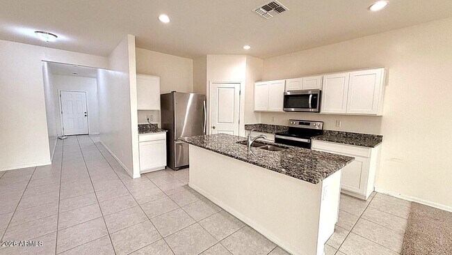 301 S Soledad Ln