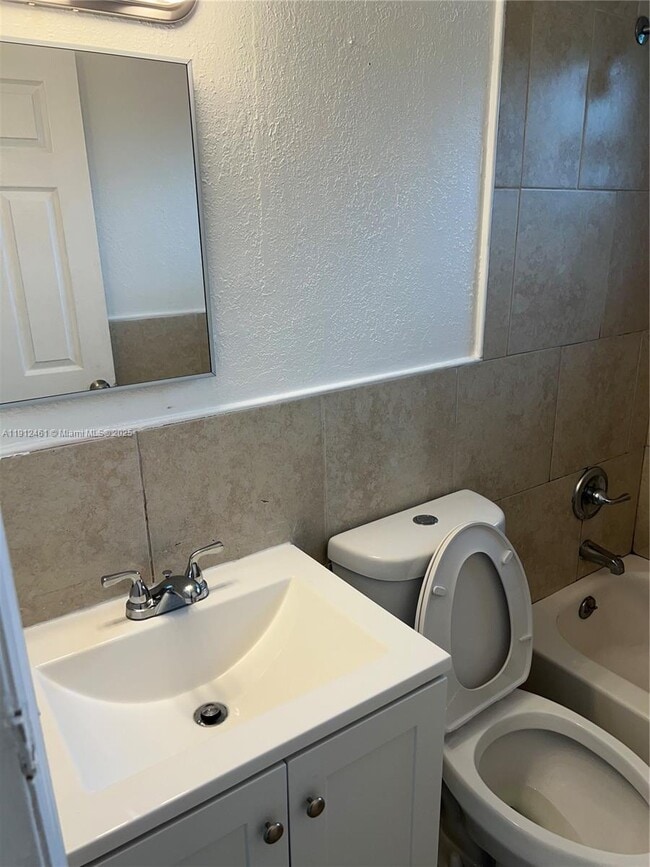 Photo - 5900 NW 1st Ave Unit 3