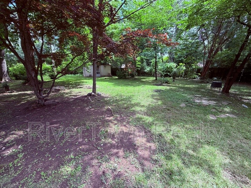 Photo - 504 Philwood Cove