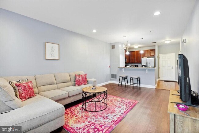 Photo - 200 W Elm St Apartamento Unidad 1125