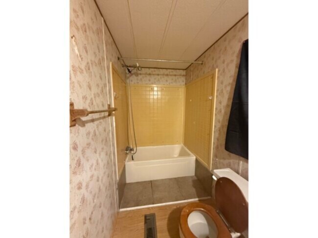 Photo - 2866 Pine Forest Rd