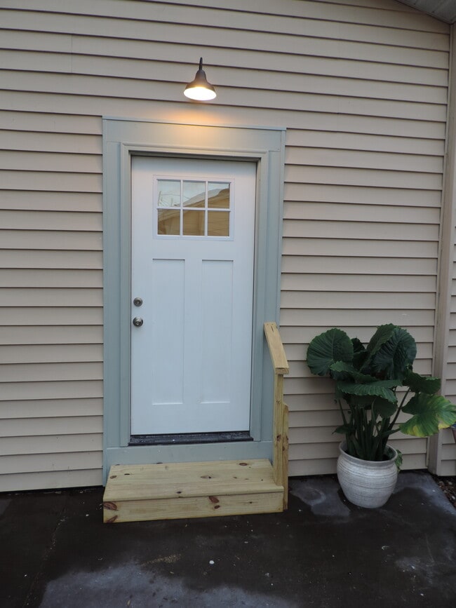 Photo - 2704 E Washington St