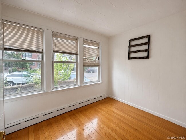 Photo - 77-18 169th St Unit 1fl