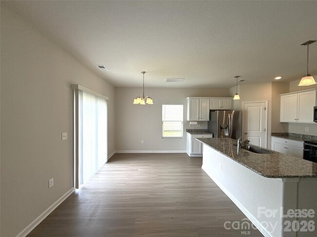 Photo - 6225 Lowe Ln