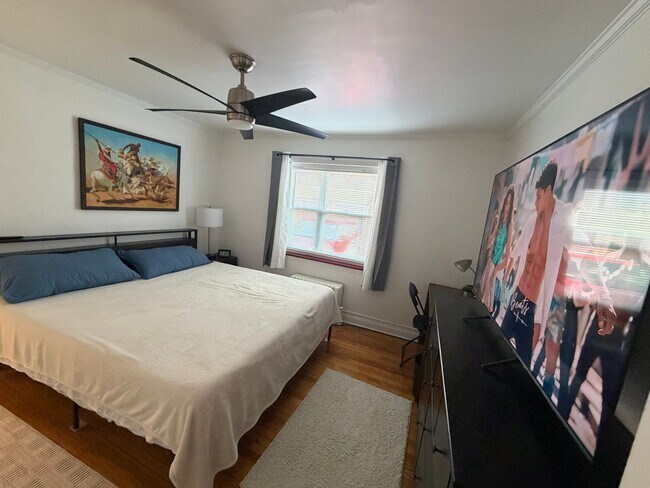 Photo - 418 Esplanade