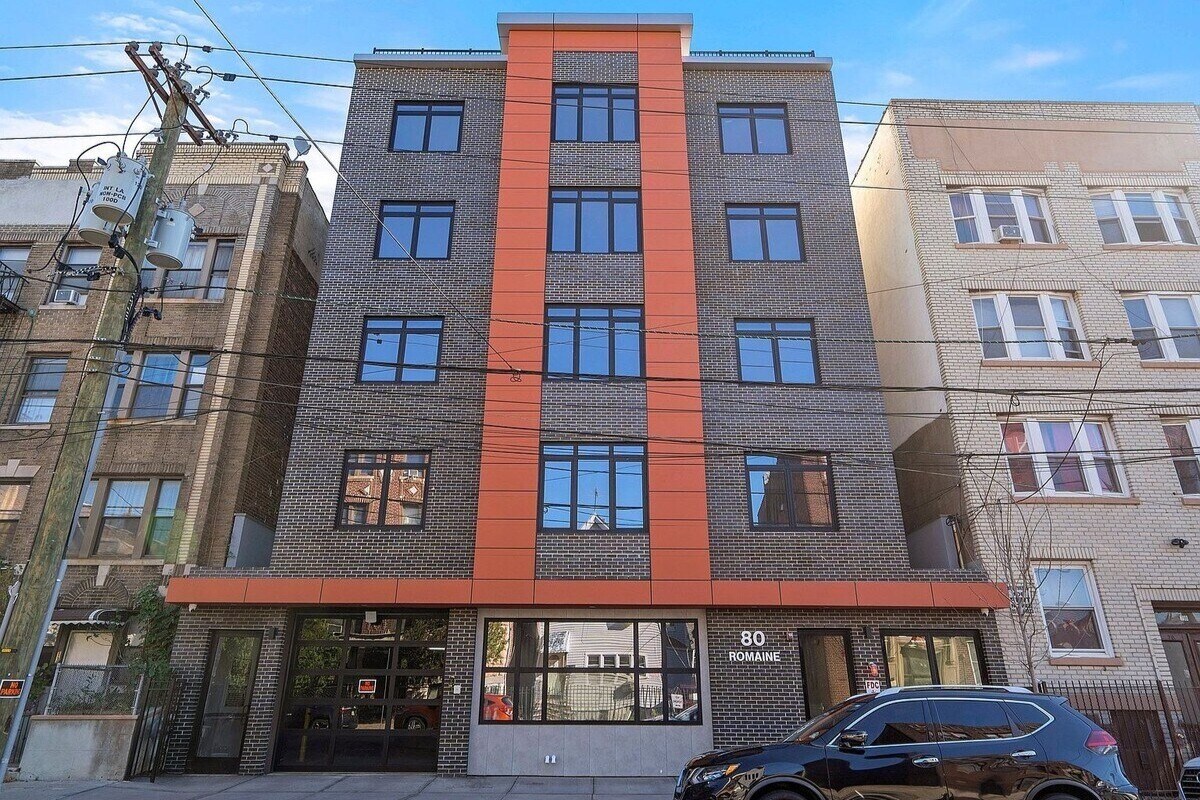 Photo - 80-82 Romaine Ave
