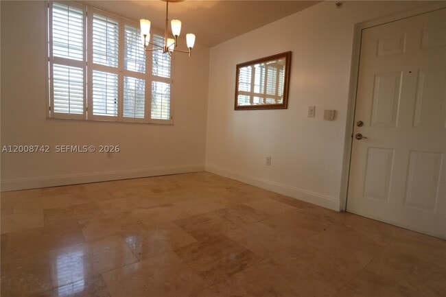 4836 N State Rd 7 Unit 5207