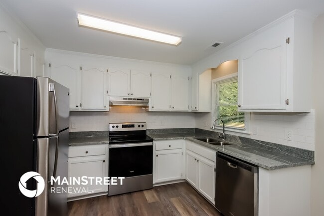 Photo - 145 Hickory Creek Dr