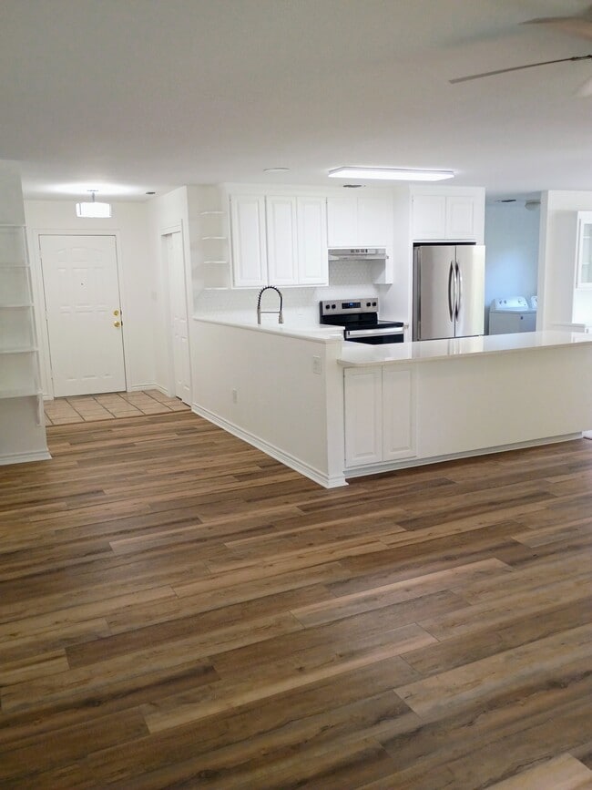 Building Photo - 1517 Northwood Dr Rental