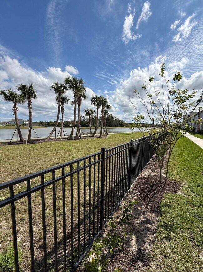 Photo - 4718 Longwood Lk Sq