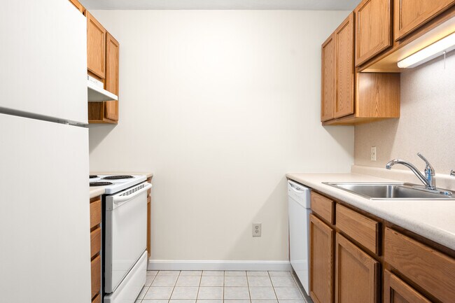 Photo - Heritage Green Apartments
