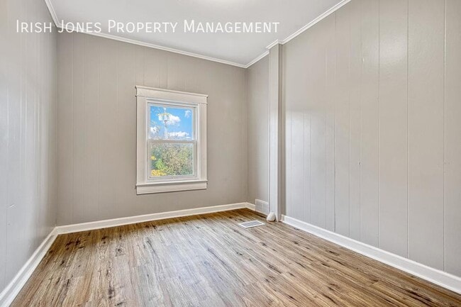 Photo - 19 Hinman Ave Unit Apt. 2