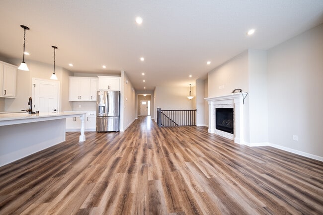 Photo - 3716 192nd St W