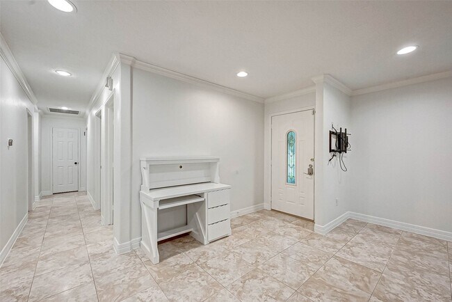 Photo - 2030 Western Village Ln