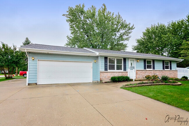 Building Photo - 3715 W Prestwick St