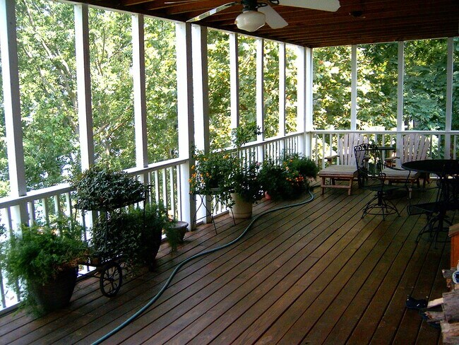 Photo - 1042 Shadow Ln Unit 1042