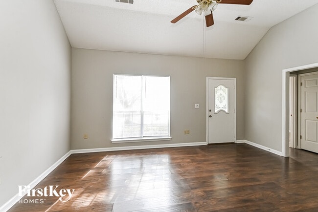 Photo - 6328 Farm Hill Dr