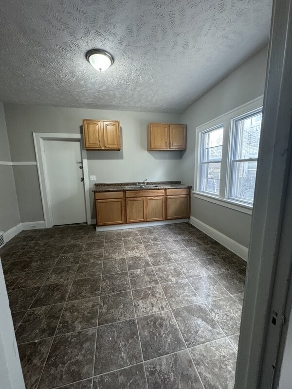 Photo - 4056 E 136th St