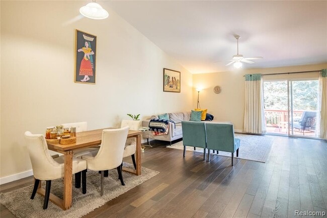 Photo - 41063 Millbrook Dr