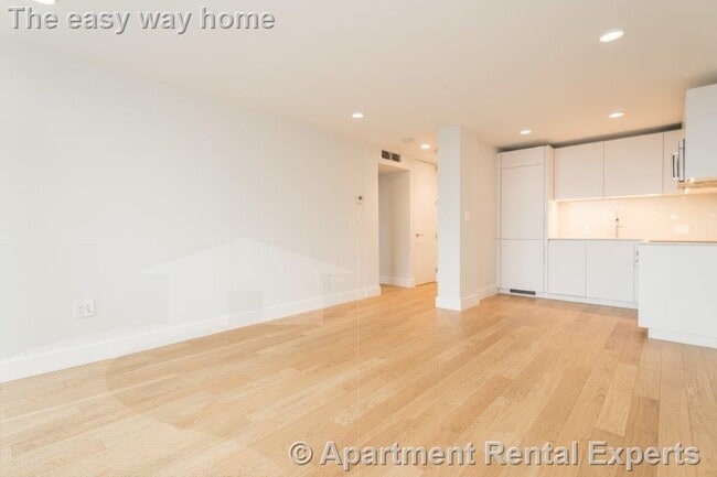 Photo - 334 Harvard St Unit #J6