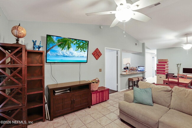 Photo - 2521 White Horse Rd E