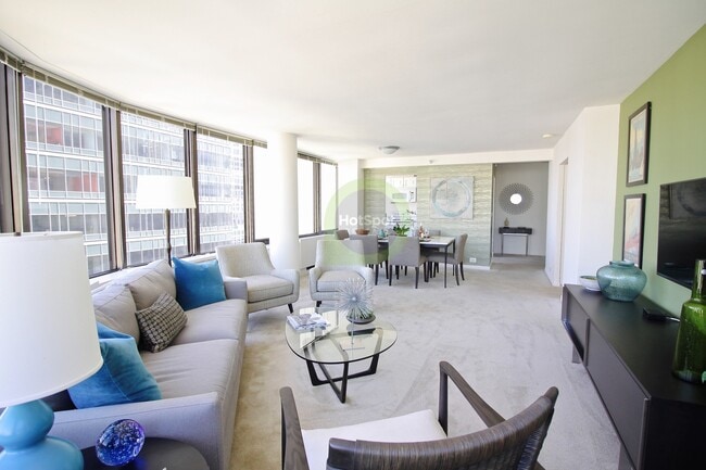 Building Photo - 343 E Ontario St