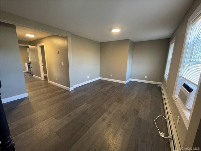 Photo - 101 Delafield St