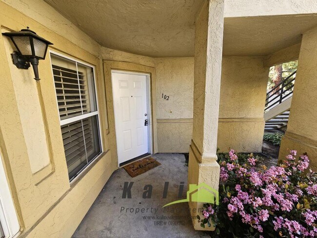 755 Brookstone Rd Unit 102