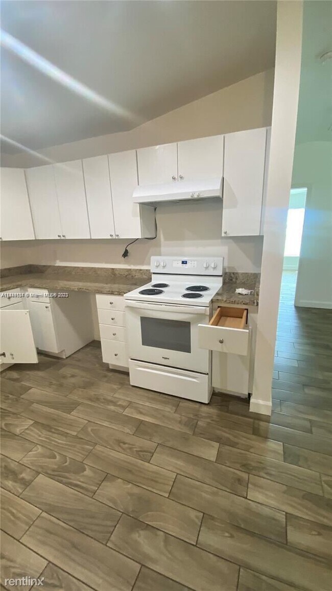 3 br, 2 bath House - 56 W 12th St Apt C - 3 br, 2 bath House - 56 W 12th St Apt C