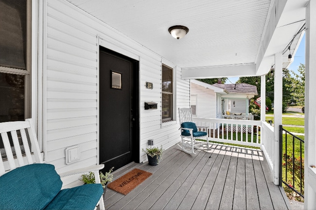 Photo - 244 Sumner Blvd
