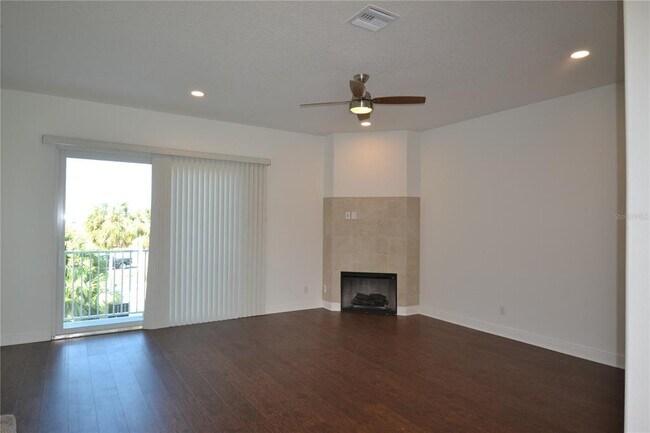 Photo - 5732 Biscayne Ct