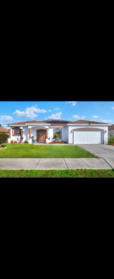 Photo - 1561 Shorewood Dr House