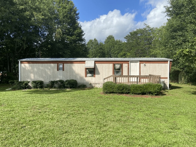 Photo - 110 Woodland Dr House
