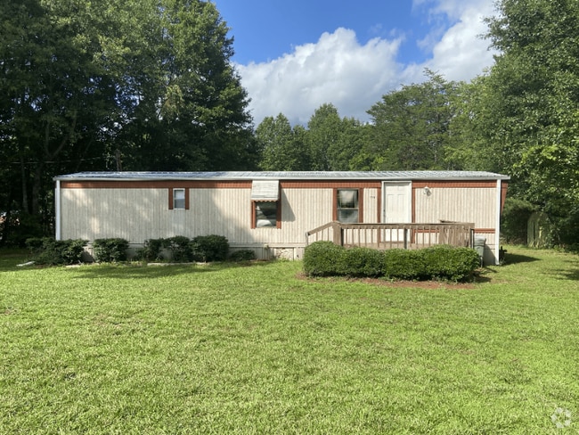 Building Photo - 110 Woodland Dr Rental