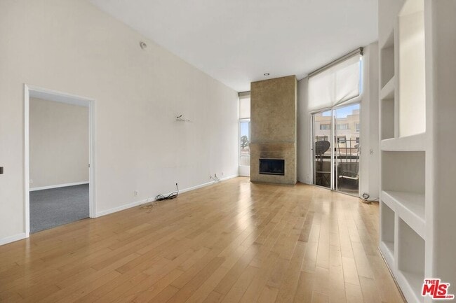 Photo - 1240 S Corning St Unit 304