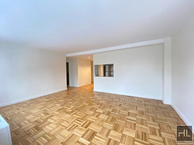 Building Photo - EAST 49 STREET Unit PHM00 Rental