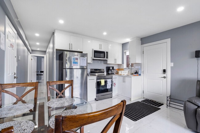 Photo - 1165 E 61st Ave Unit SI ID1234678P