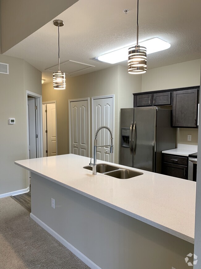 Building Photo - 4966 Key Lime Dr Unit 303 Rental
