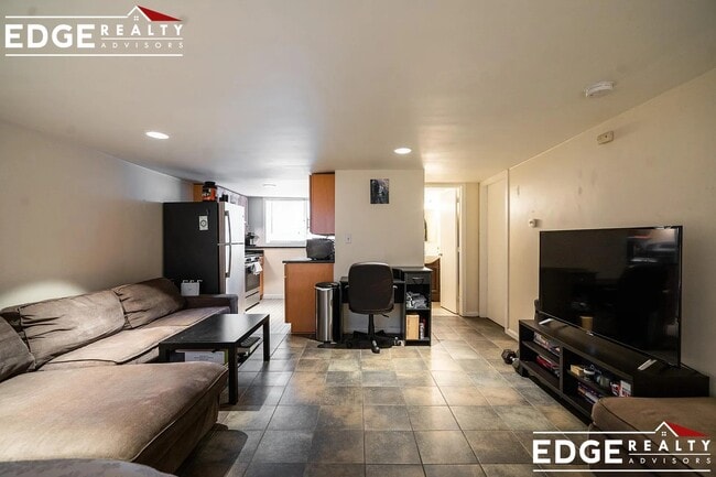 Photo - 2 Hingham St Unit 8B