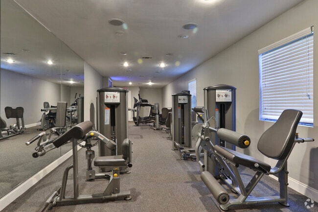 Roper Mountain Woods Apartments