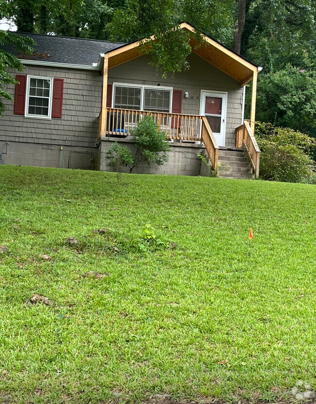 Building Photo - 1624 Terry Mill Rd SE Rental