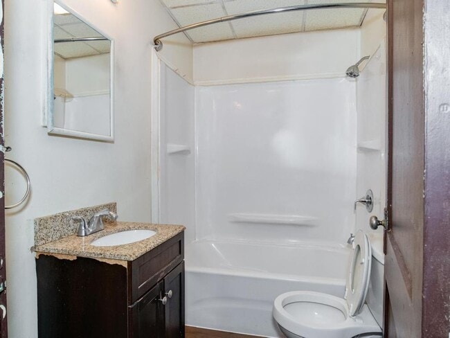 Photo - 1418 Lenz Ave Unit 1418 Lenz Ave  C