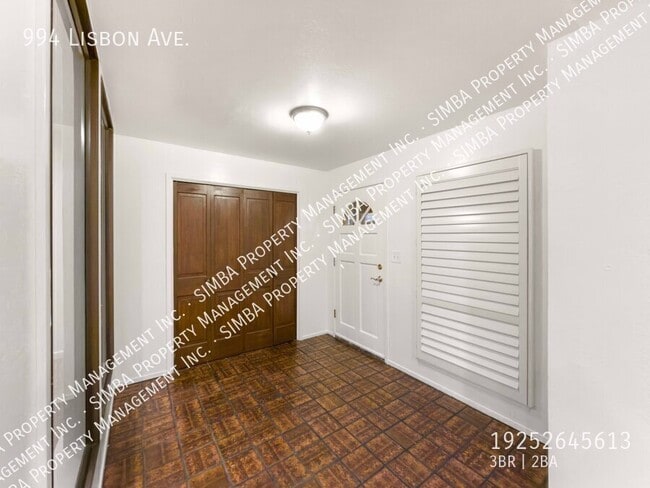 Photo - 994 Lisbon Ave