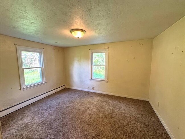 95 Adams Dr